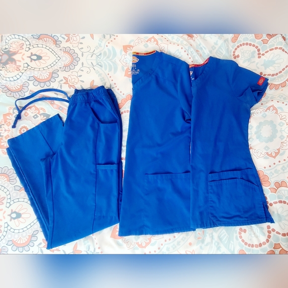 Blue Scrubs - Picture 6 of 8